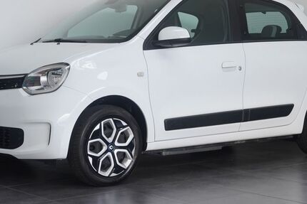 Renault Twingo 14.253 km 10.950 &euro; Wiesbaden 65205
