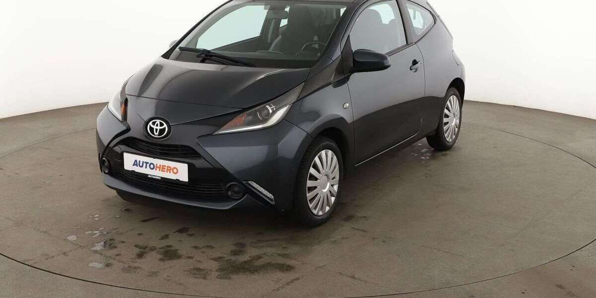 Toyota Aygo 40.798 km 7.960 &euro; Neufahrn 85375