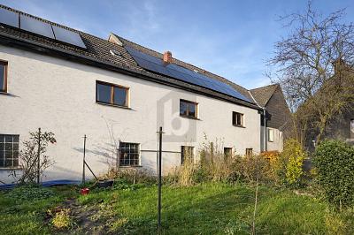 MIT EINLIEGERBEREICH UND ENTWICKLUNGSPOTENZIAL - Einfamilienhaus Marsberg | Angebot:26061980