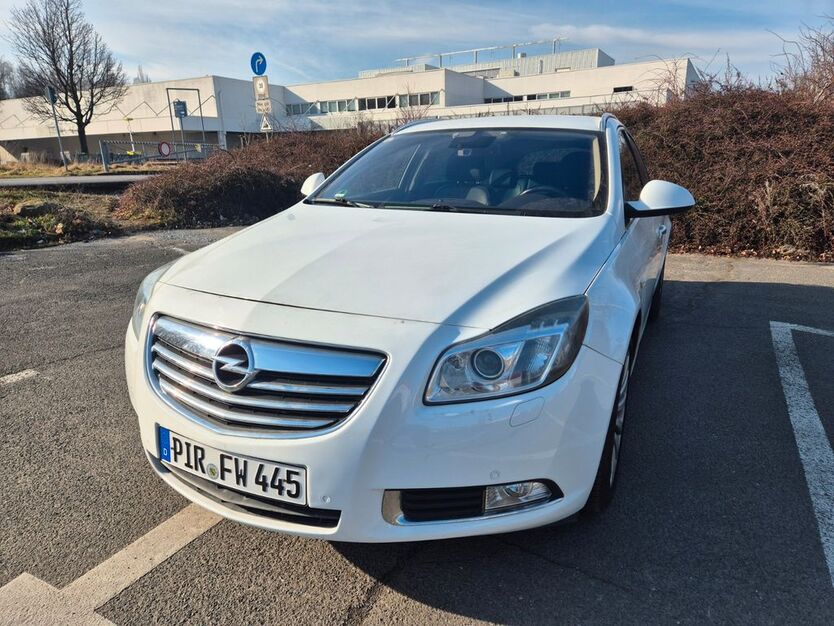 Opel Insignia 279.000 km 3.700 € Pirna 01796