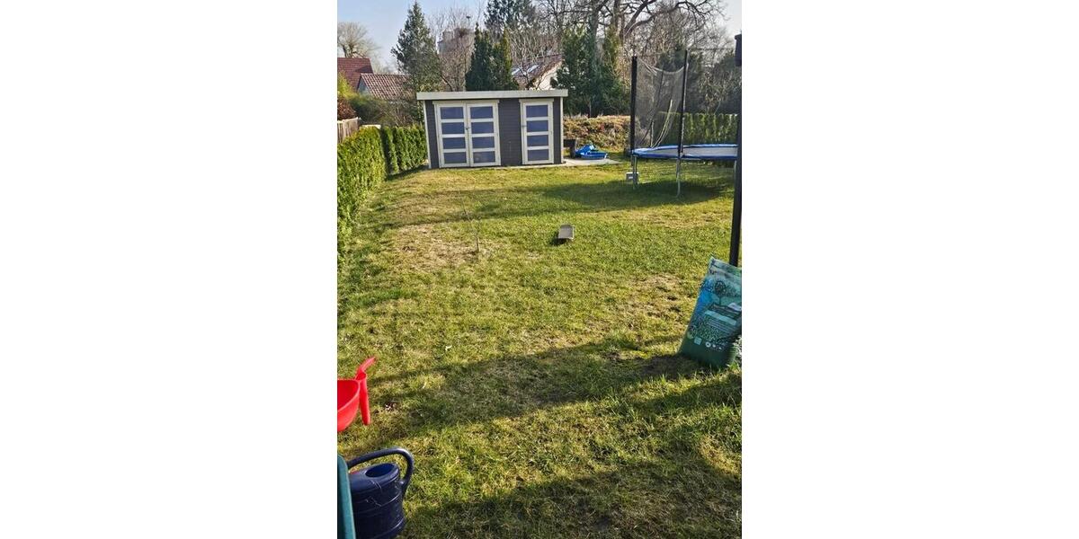 Doppelhaushälfte Pinneberg - 5 Zimmer, 170 m&sup2;, 2.125&euro; | Angebot:25353181