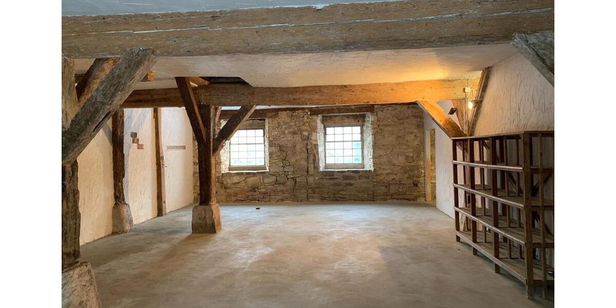 Vielseitige Gewerbe-Erdgeschlossfläche an der Diemel, Trendelburg 4 zimmer