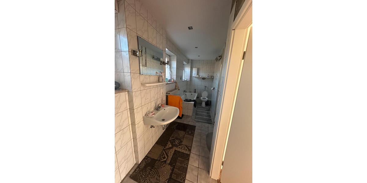 Doppelhaushälfte Kleve - 4 Zimmer, 110 m&sup2;, 300.000&euro; | Angebot:26414923