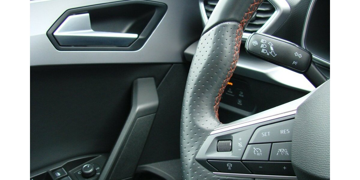 Seat Leon 1.5TSi Hybrid FR ACC LED Kamera 26.551 km 24.980 &euro; Falkensee 14612