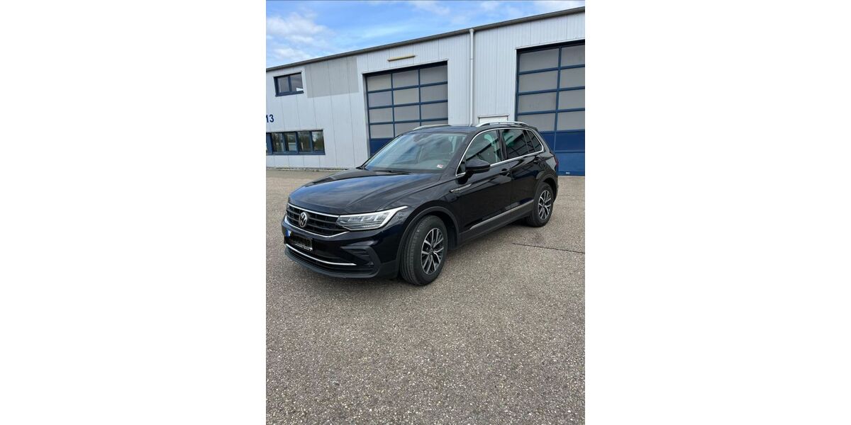 VW Tiguan 115.000 km 17.900 &euro; Niedereschach 78078