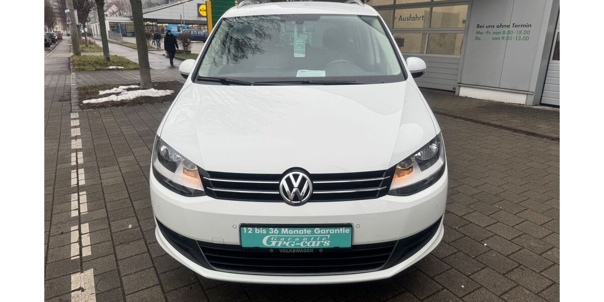 VW Sharan 49.989 km 19.650 &euro; Esslingen am Neckar 73733