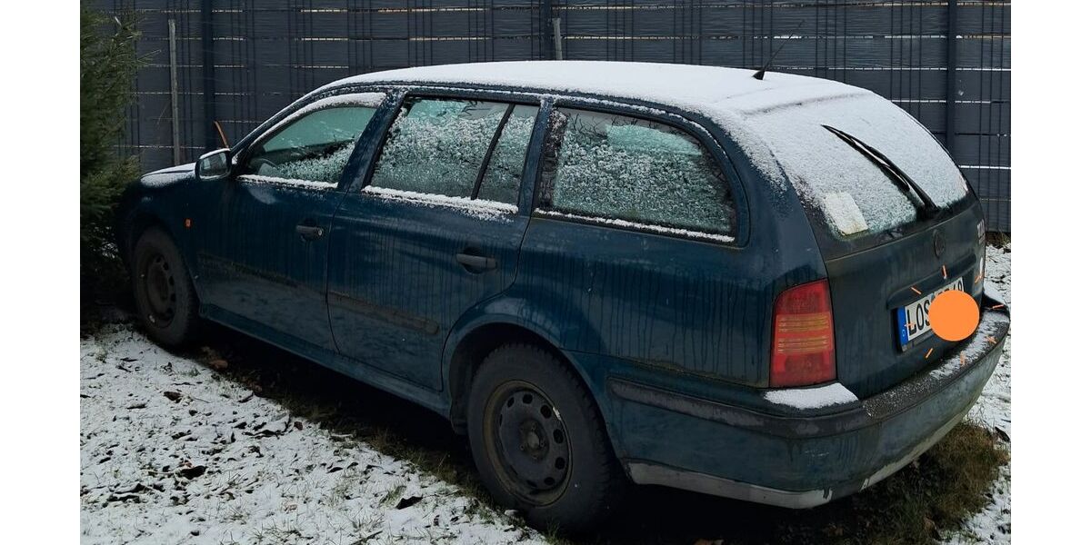 Skoda Octavia 149.000 km 1.100 &euro; Storkow/Mark 15859