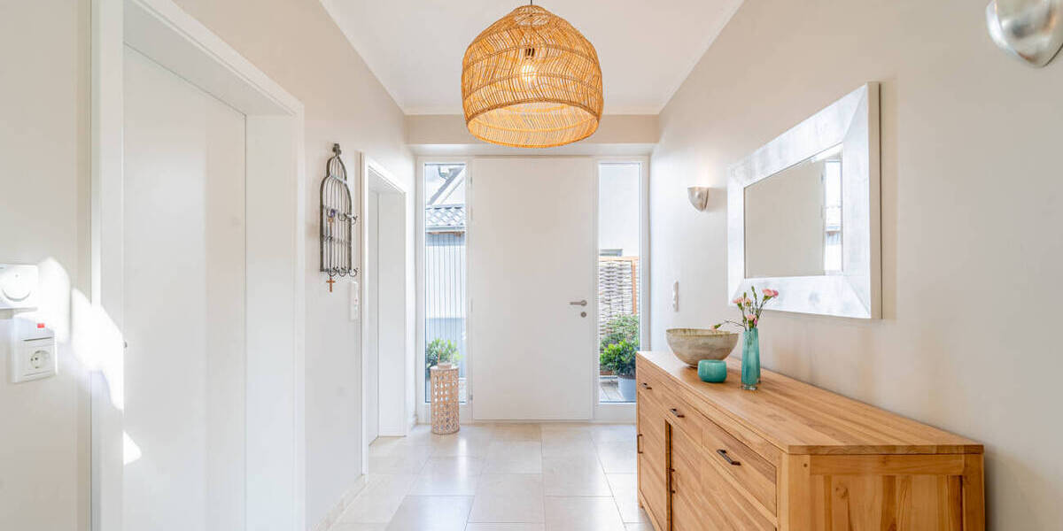 Mehrfamilienhaus, Wohnhaus Lübeck / Travemünde Travemünde - 4 Zimmer, 131 m&sup2;, 699.000&euro; | Angebot:26869014