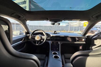 Porsche Taycan 29.500 km 79.390 &euro; Stuttgart 70193