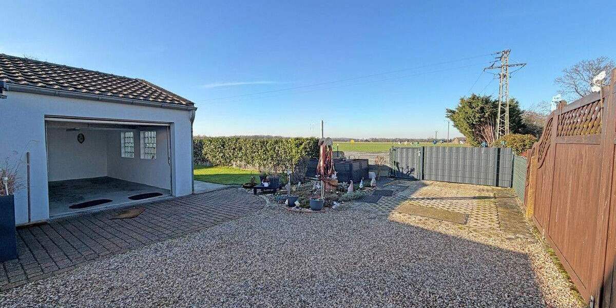 Einfamilienhaus Alpen Menzelen-West - 5 Zimmer, 144 m&sup2;, 379.000&euro; | Angebot:25373813