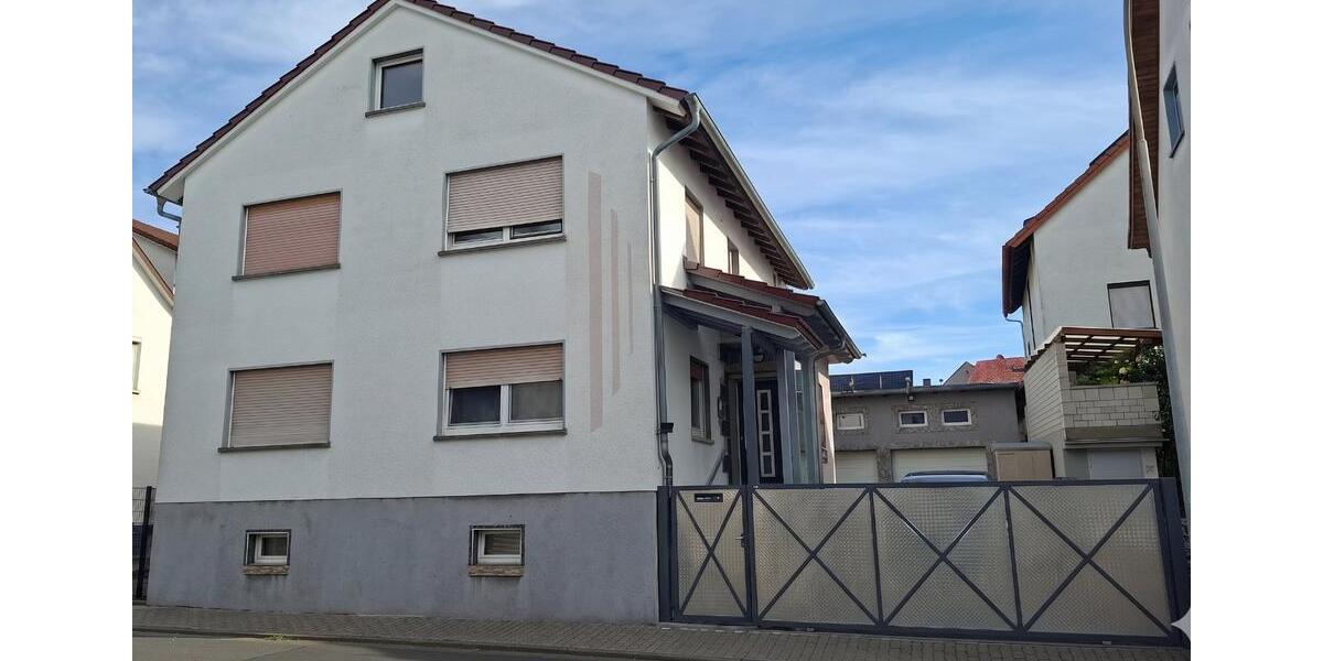 Mehrfamilienhaus, Wohnhaus Buseck - 8 Zimmer, 175 m&sup2;, 499.999&euro; | Angebot:26855763