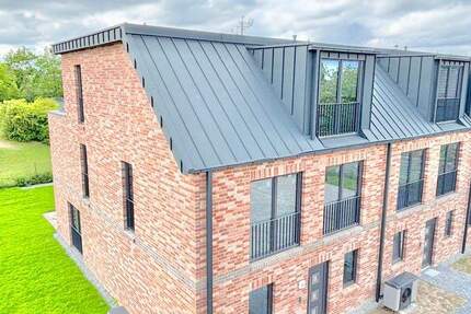 Groß. Modern. Grün. Ihr neues Reihenmittelhaus wartet! - Schönberg (Holstein) 5 zimmer