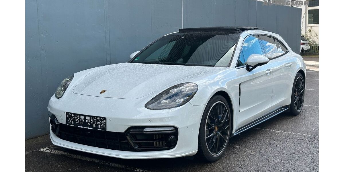 Porsche Panamera 125.000 km 51.980 &euro; Sindelfingen 71065