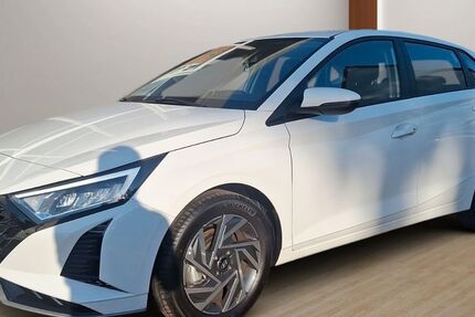 Hyundai i20 5.373 km 23.490 &euro; Saarlouis 66740