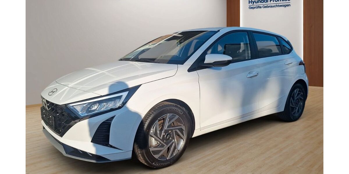 Hyundai i20 5.373 km 23.490 &euro; Saarlouis 66740