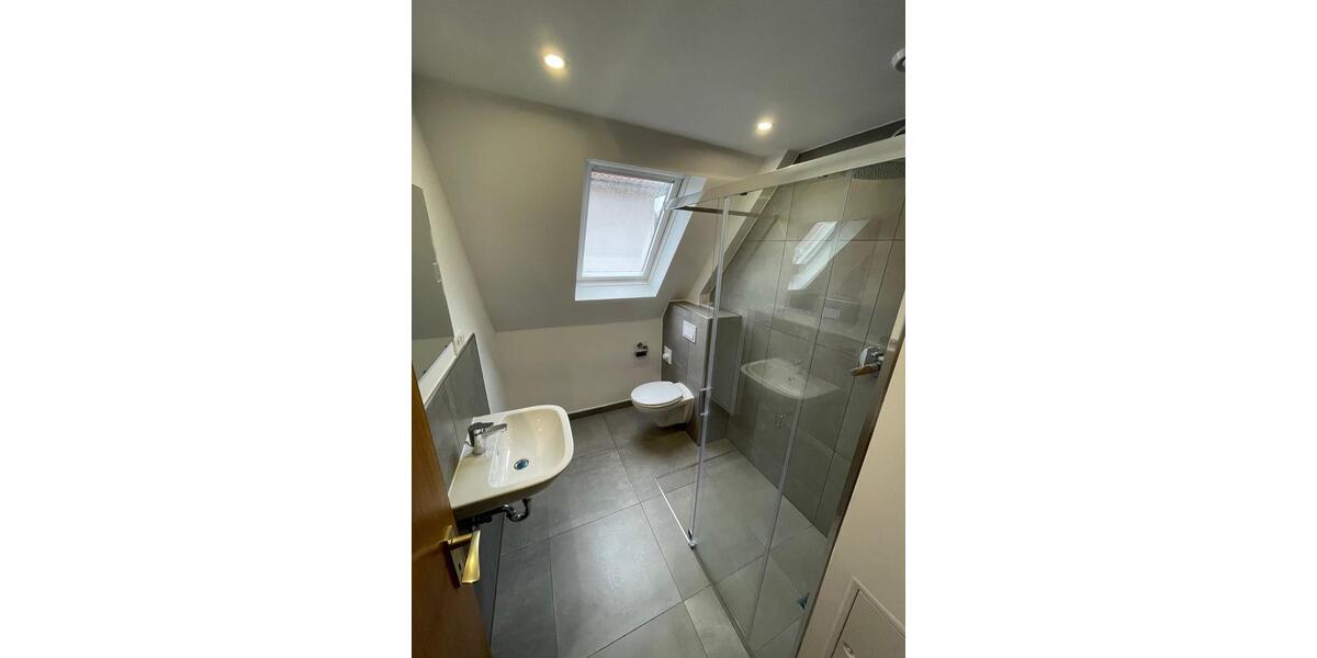 ✨ Einzigartige 3-Zimmer-Wohnung mit zusätzlichem DG-Bereich 5 zimmer