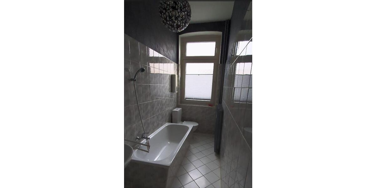 Hochparterre Bad Pyrmont - 4 Zimmer, 100 m&sup2;, 900&euro; | Angebot:26321761