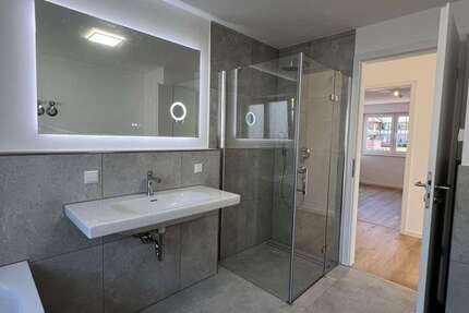 Wohnung Baden-Baden Baden - 3 Zimmer, 73 m&sup2;, 1.100&euro; | Angebot:27116345