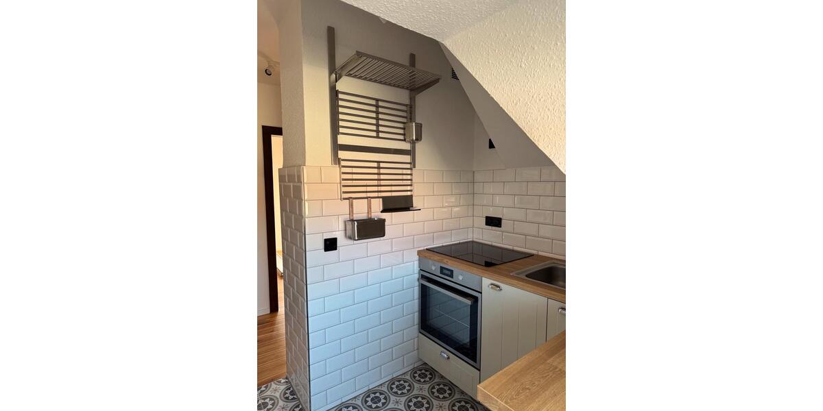 Dachgeschoßwohnung Wesenberg - 2 Zimmer, 49 m&sup2;, 320&euro; | Angebot:25821802