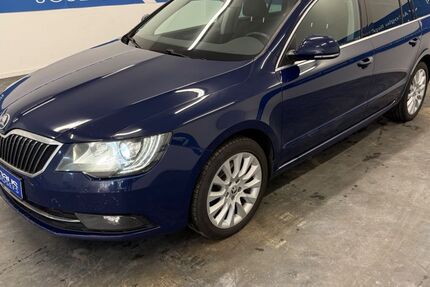 Skoda Superb 273.000 km 6.900 &euro; Delbrück 33129