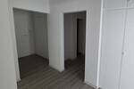 NEUES Wohngefühl - frisch modernisierte 3 Zimmer + Süd-Balkon in grüner Lage, neuer Boden, neues Bad