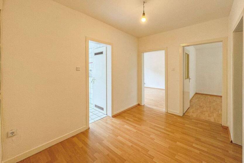 2 Zimmer - Stellplätze - Erdgeschoss - ruhige Lage - renoviert - Wetter-Volmarstein