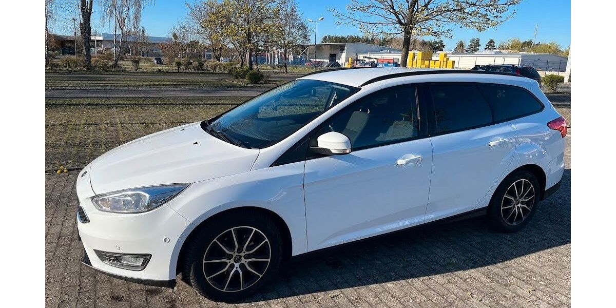 Ford Focus 143.000 km 7.700 &euro; Jüterbog 14913