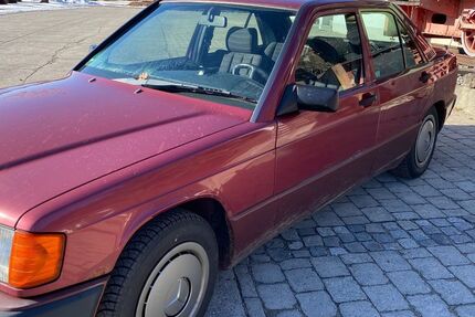 Mercedes-Benz 190 246.644 km 1.290 &euro; Unterthingau 87647