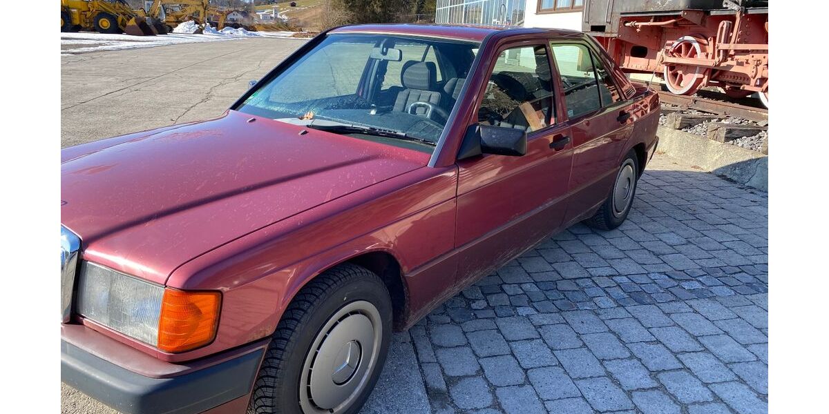 Mercedes-Benz 190 246.644 km 1.290 &euro; Unterthingau 87647
