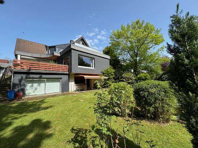 Haus zum Kaufen in Solingen 790.000 € 250 m²