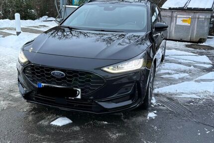 Ford Focus 32.000 km 19.900 &euro; Fürth 90765