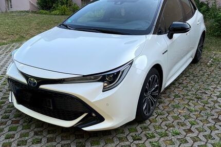 Toyota Corolla 61.000 km 21.000 &euro; Wertheim 97877