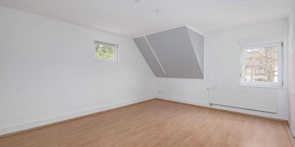 Mehrfamilienhaus, Wohnhaus Birkenfeld - 7 Zimmer, 144 m&sup2;, 399.000&euro; | Angebot:24873998