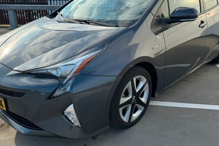 Toyota Prius 150.000 km 12.850 &euro; Brühl 50321