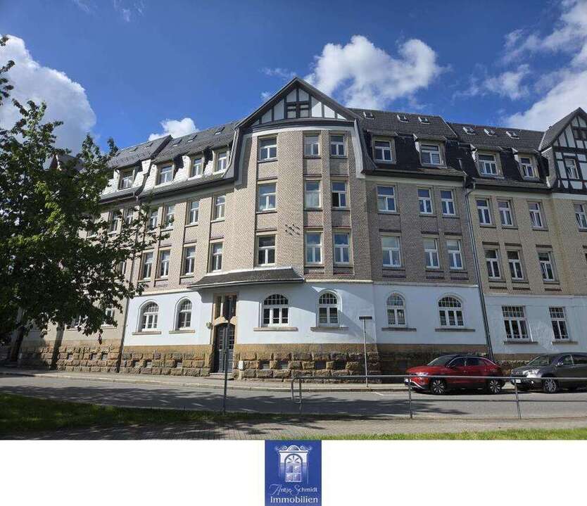 Wohnung zum Mieten in Radeberg 275 € 36.86 m²