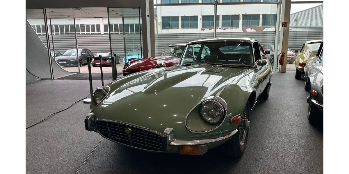 Jaguar E-Type 48.660 km 58.912 &euro; Hamburg 22047