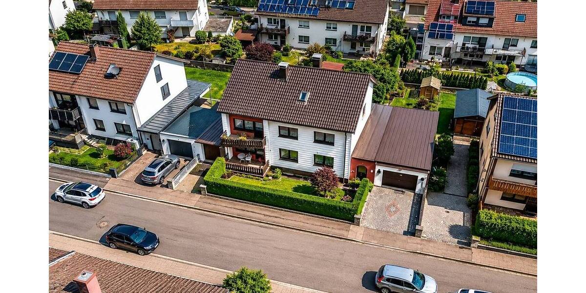 Mehrfamilienhaus, Wohnhaus Giengen an der Brenz Giengen - 8 Zimmer, 180 m&sup2;, 420.000&euro; | Angebot:26851400