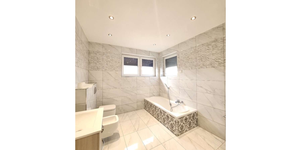 Exklusives Architektenhaus mit Wellnessbereich, PV-Anlage, Sauna und Garten im beliebten Siegelbach - Einfamilienhaus Kaiserslautern Siegelbach | Angebot:27131030