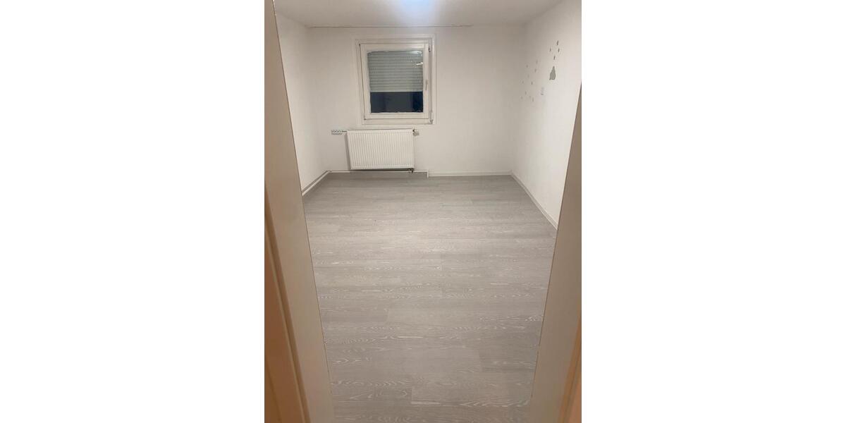 Etagenwohnung Tuttlingen - 3 Zimmer, 90 m&sup2;, 750&euro; | Angebot:26414058