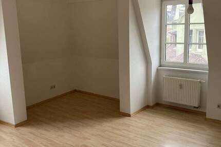 Wohnung zum Mieten in Gera 360 € 62.53 m²