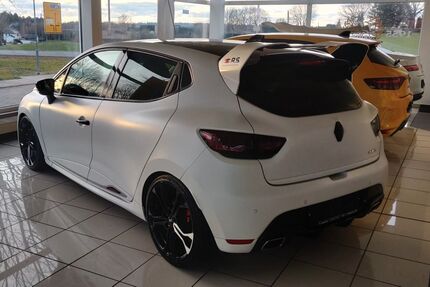 Renault Clio 29.500 km 25.680 &euro; Mylau 08499