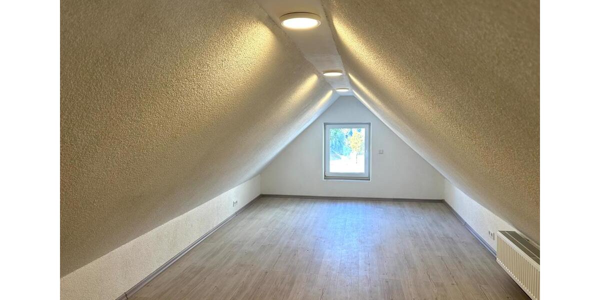 Einfamilienhaus Neuendettelsau - 3.5 Zimmer, 70 m&sup2;, 1.050&euro; | Angebot:26095360