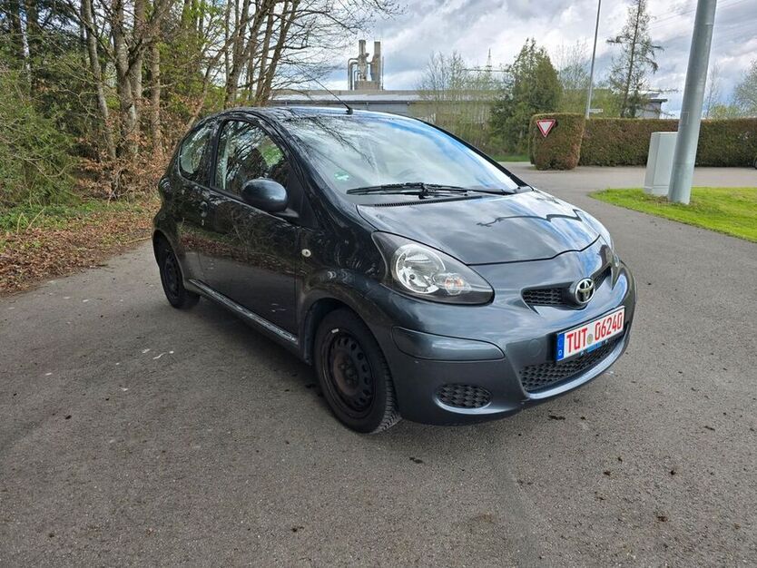 Aygo (X)