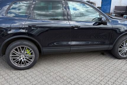 VW Touareg 237.548 km 12.999 &euro; Augsburg 86163