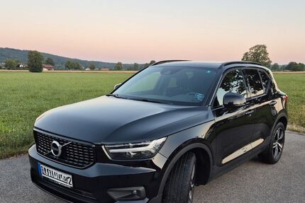 Volvo XC40 104.500 km 24.300 &euro; Feldkirchen-Westerham 83620