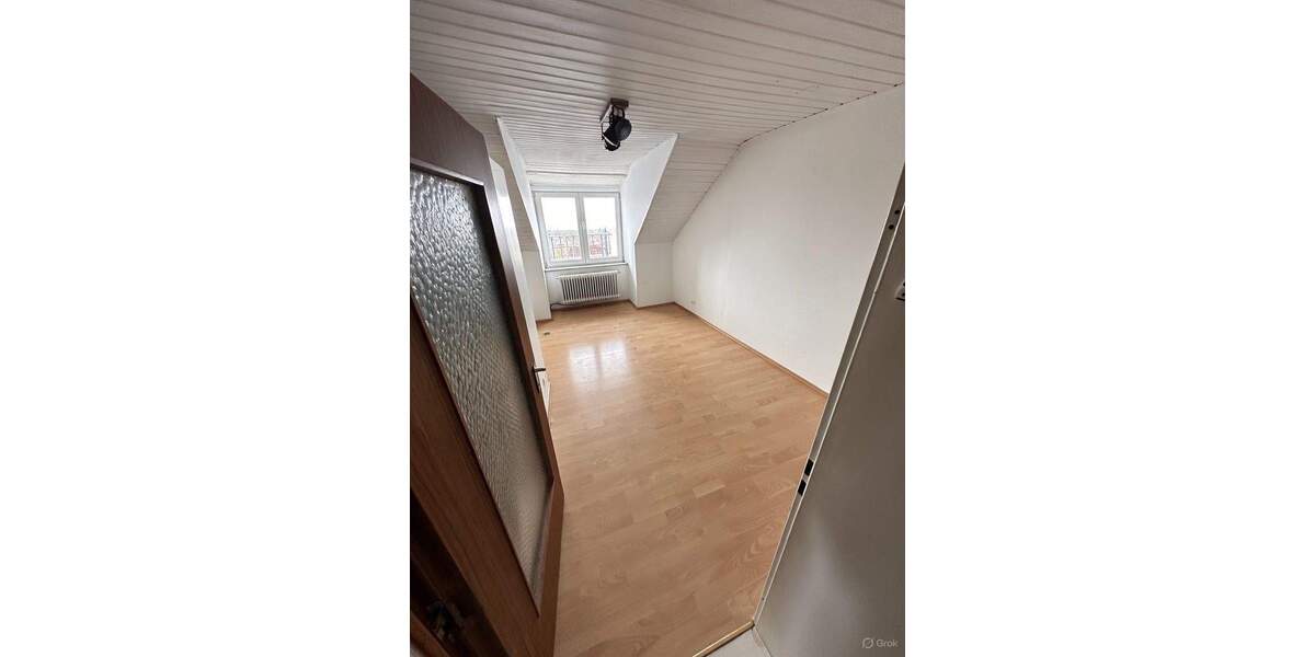Etagenwohnung Ingolstadt Hundszell - 4 Zimmer, 74 m&sup2;, 750&euro; | Angebot:25399321