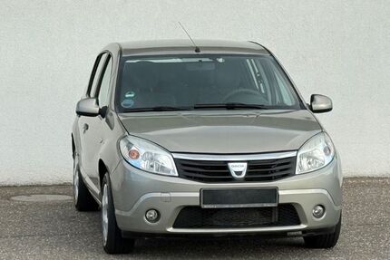 Dacia Sandero 125.000 km 2.299 € Kandel 76870