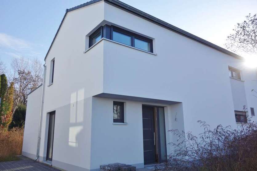 Haus zum Kaufen in Zossen Dabendorf 655.000 € 145 m²