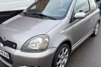 Toyota Yaris 190.000 km 2.290 &euro; Düren 52349