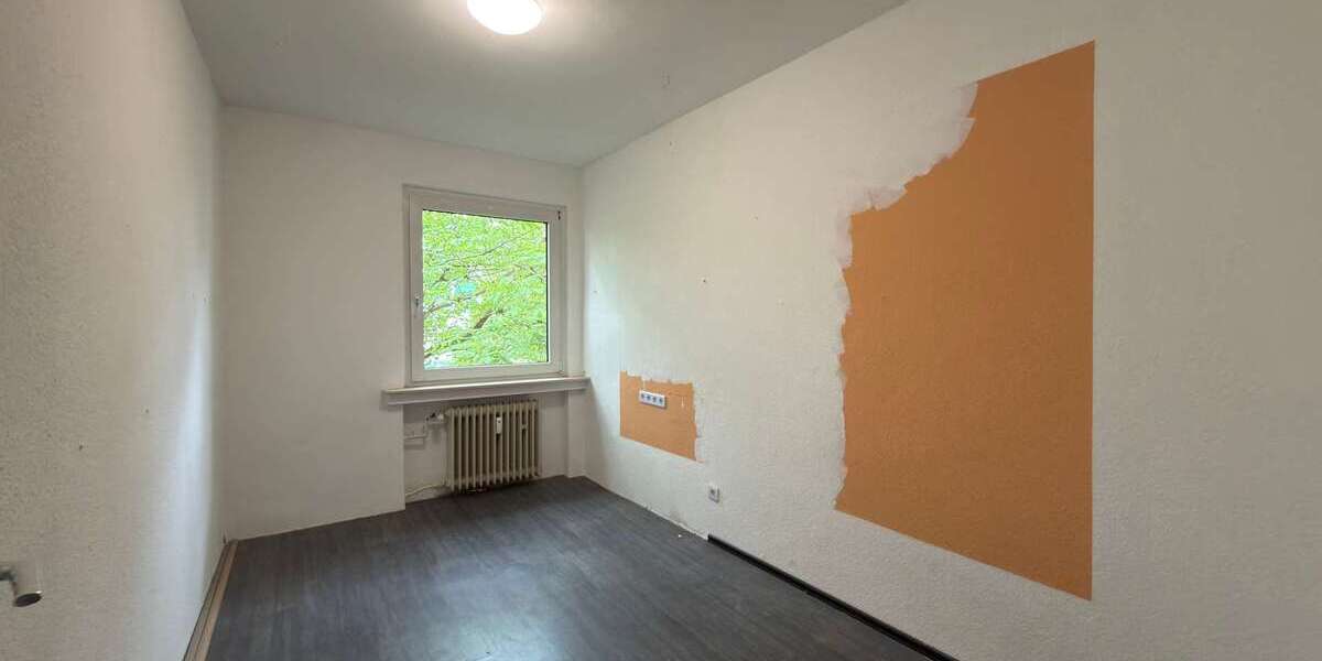 Mehrfamilienhaus mit Potenzial in Dinslaken-Bruch – 5 Wohneinheiten, Garten & Garagen - Mehrfamilienhaus, Wohnhaus Dinslaken Lohberg | Angebot:27119901